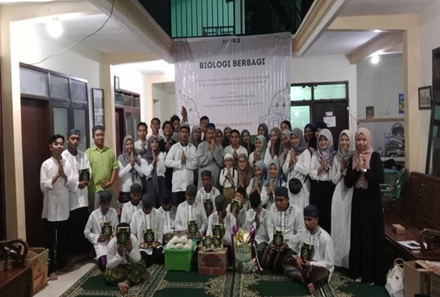 BIOLOGI BERBAGI HMD BIOLOGI LEBAH MADU 2023