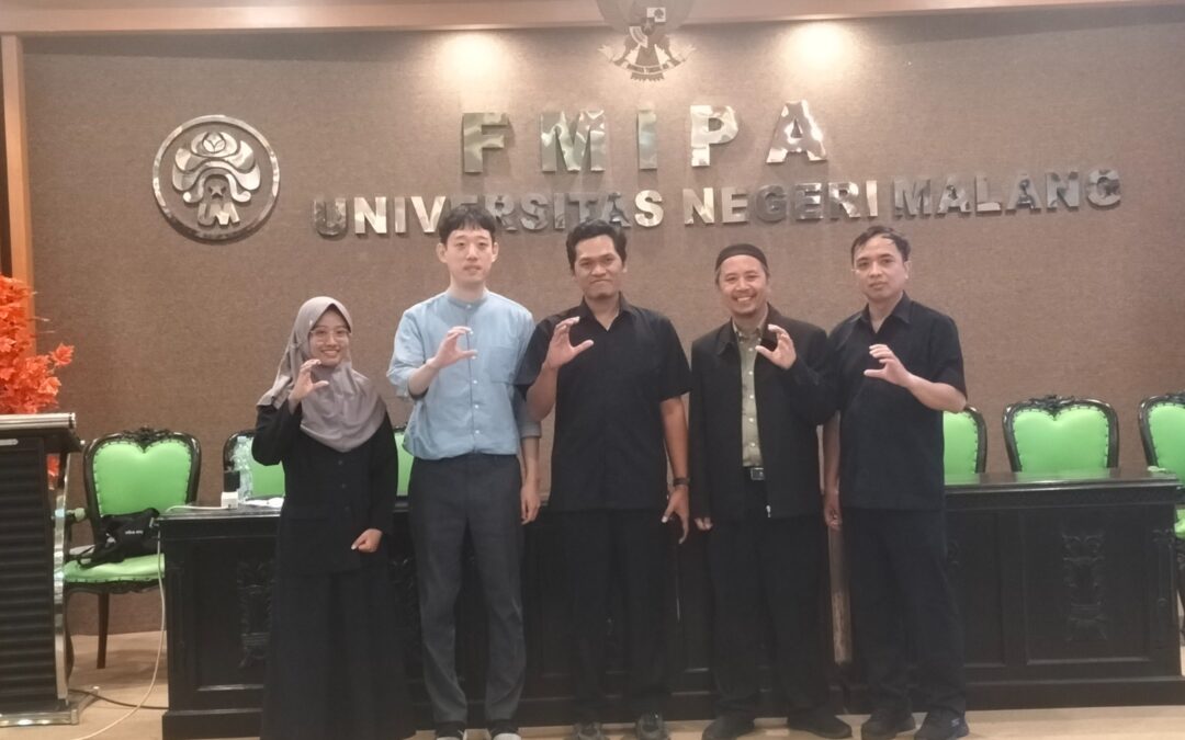 Tingkatkan Kualitas Pembelajaran Berbasis Sains dan IT melalui Arduino: Introduction and Application to Scientific Inquiry
