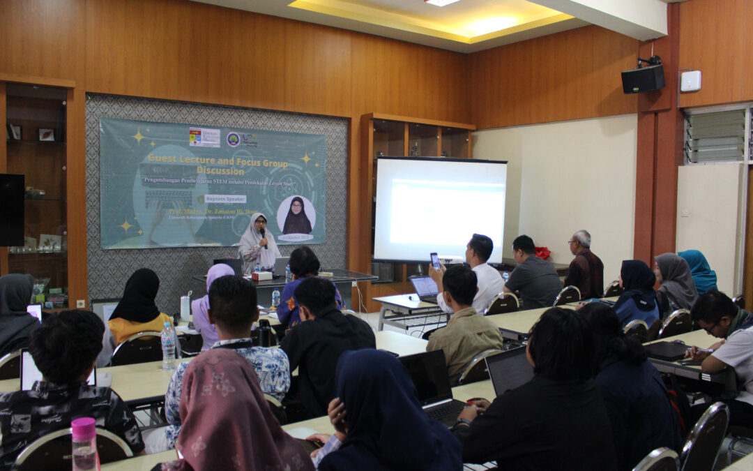 SUKSES! Berkolaborasi dengan UKM Malaysia, Mahasiswa S3 Pendidikan Biologi UM Selenggarakan Kuliah Tamu dan FGD Bertajuk Pembelajaran STEM melalui Kegiatan Lesson Study