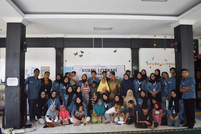 Ruang Literasi 2024: Menjadi Gerbang Wawasan dan Pengetahuan Bagi Anak-anak di Panti Asuhan Yasibu